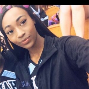 Meet your Posher, Allie